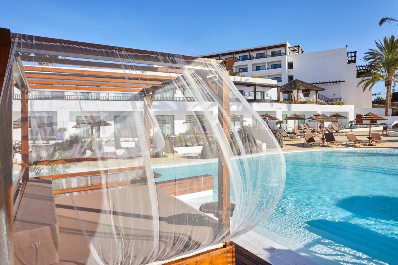 เอสเปเรีย ลันซาโรเต Hotel ปูแอร์โตกาเลโร ภายนอก รูปภาพ The hotel's pool