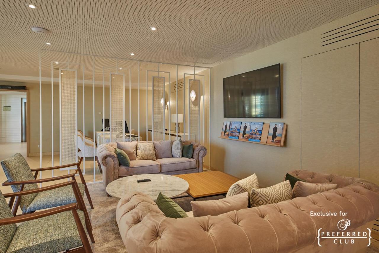 เอสเปเรีย ลันซาโรเต Hotel ปูแอร์โตกาเลโร ภายนอก รูปภาพ Club lounge at Faro Airport